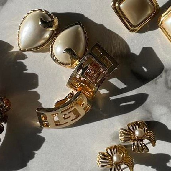 unique clip earrings - Picture 2 of 2